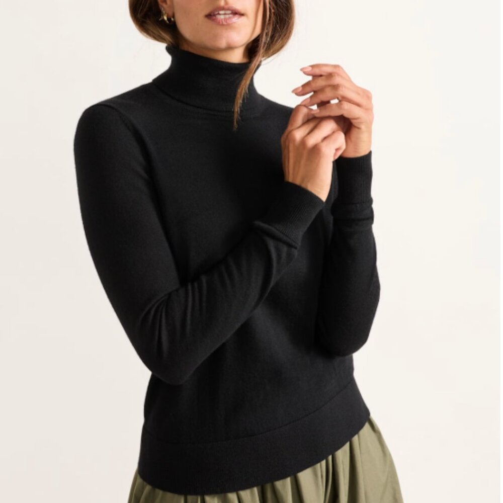 Pendelton Women's Merino Wool Turtleneck, black